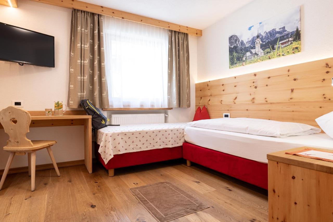 Garni Gran Pre Bed & Breakfast Corvara In Badia Exterior foto